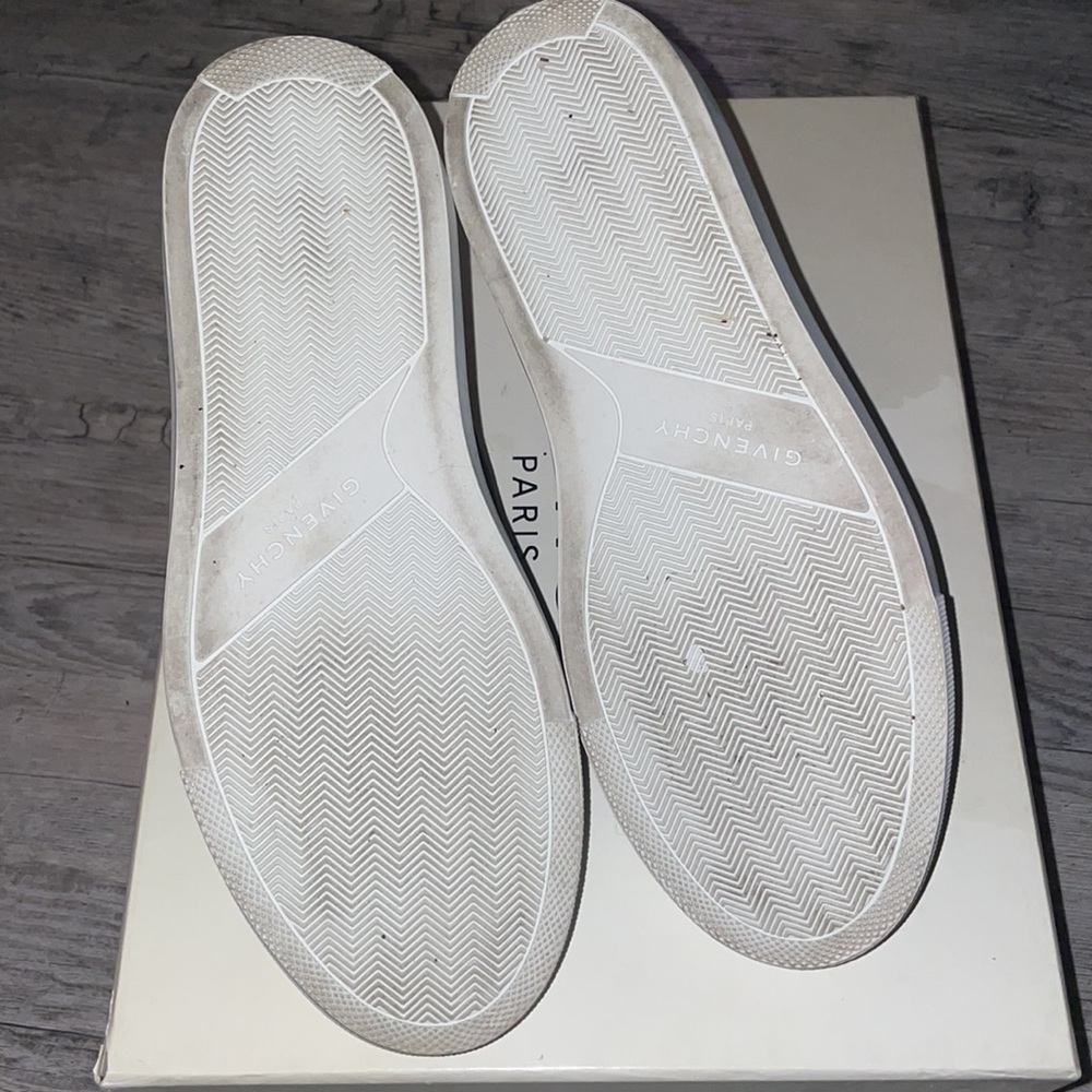 Givenchy Urban Street Sneakers (Black/Silver) - Picture 2 of 5